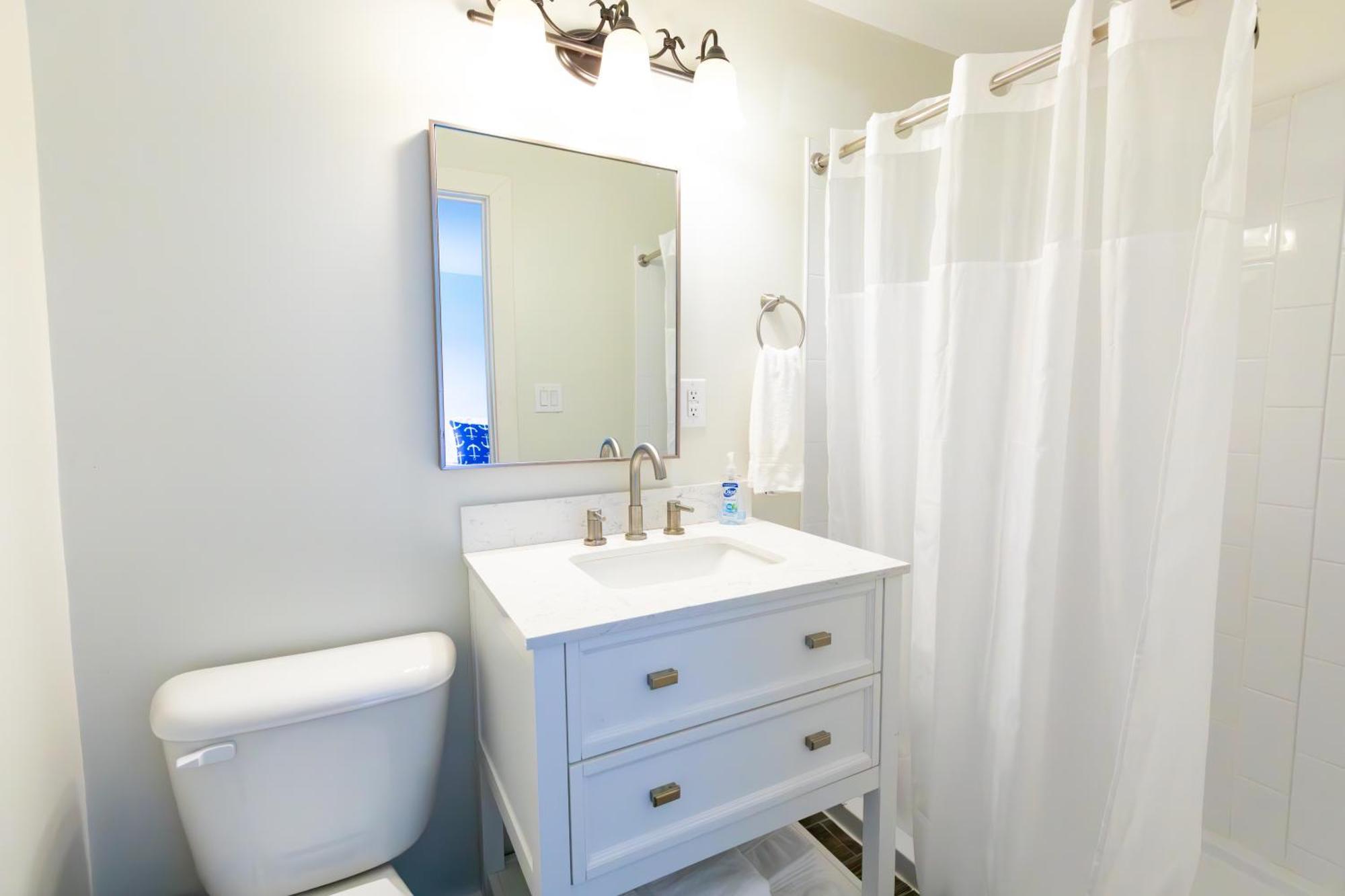 Anchor Bay Inn And Suites Sandusky Buitenkant foto