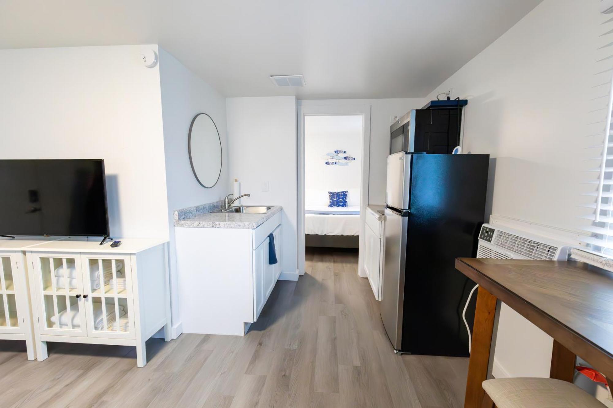 Anchor Bay Inn And Suites Sandusky Buitenkant foto