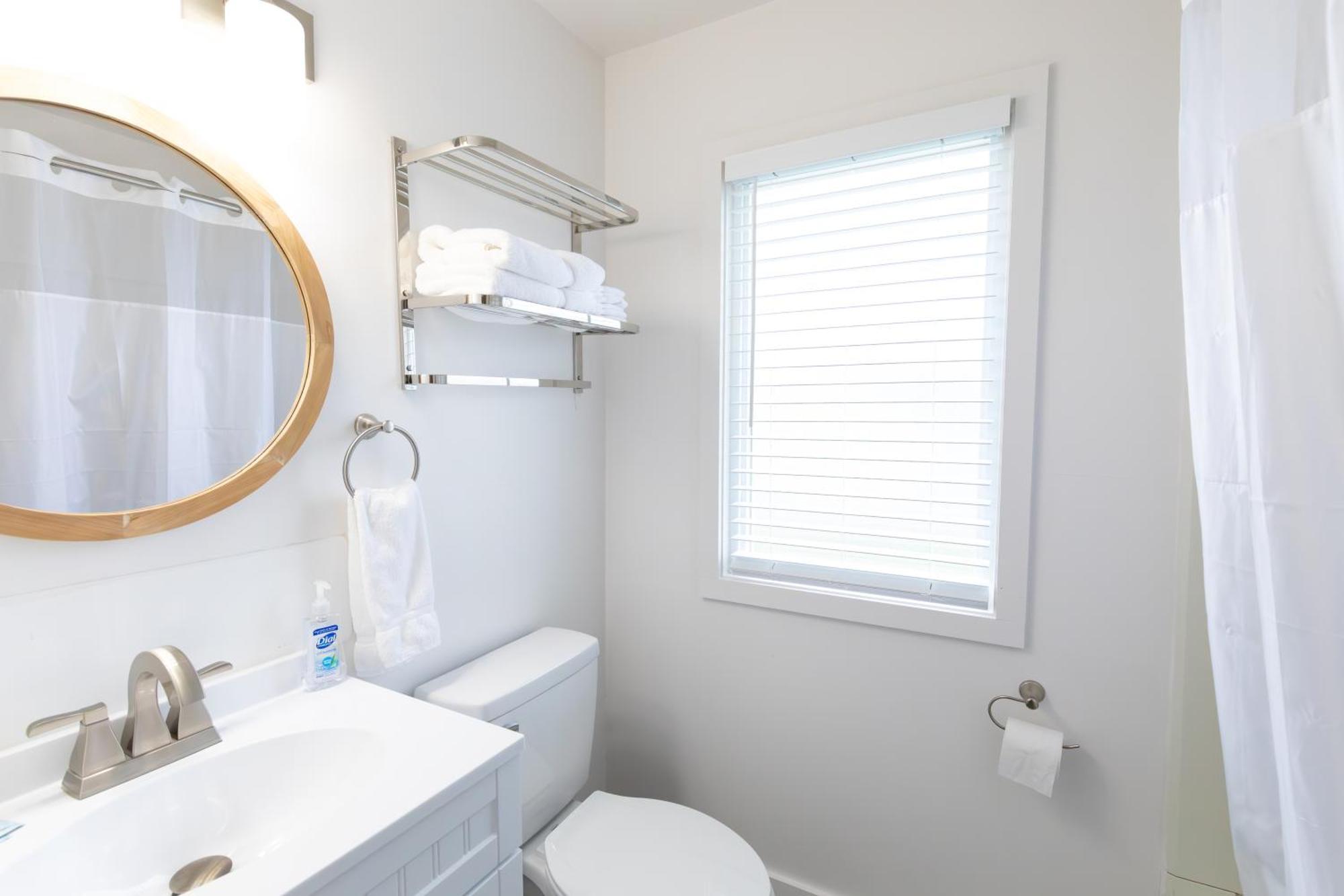 Anchor Bay Inn And Suites Sandusky Kamer foto